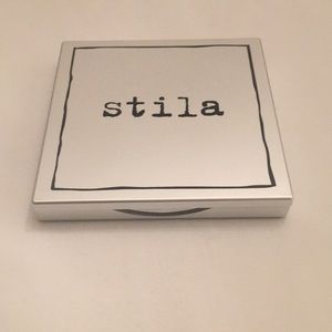 Customizable Makeup Palettes